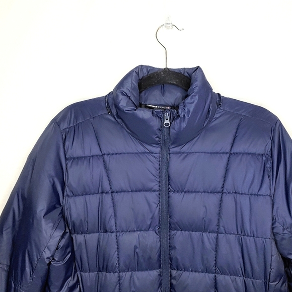 Swiss Tech Puffer coat, Navy, Size Small. - Picture 12 of 16